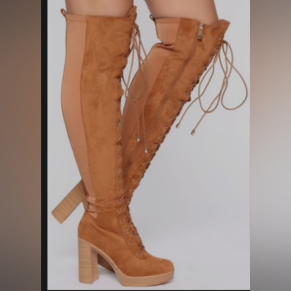Fashion Nova boots - Picture 1 of 6